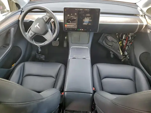 7SAYGDEE4PA189371 2023 TESLA MODEL Y - Image 8