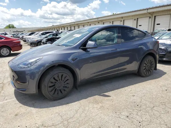 7SAYGDEE4PA194005 2023 TESLA MODEL Y - Image 1