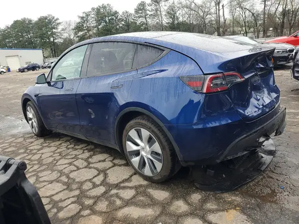 7SAYGDEE4PA198314 2023 TESLA MODEL Y - Image 2