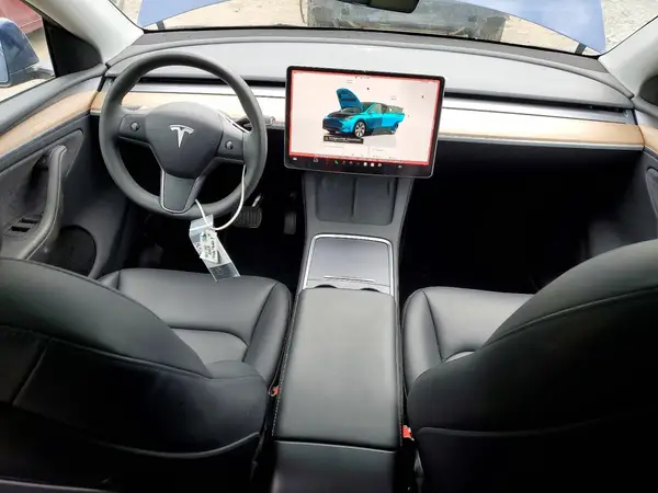 7SAYGDEE4PA200451 2023 TESLA MODEL Y - Image 8