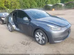 7SAYGDEE4PA205763 2023 TESLA MODEL Y