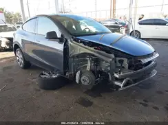 7SAYGDEE4PA209764 2023 TESLA MODEL Y