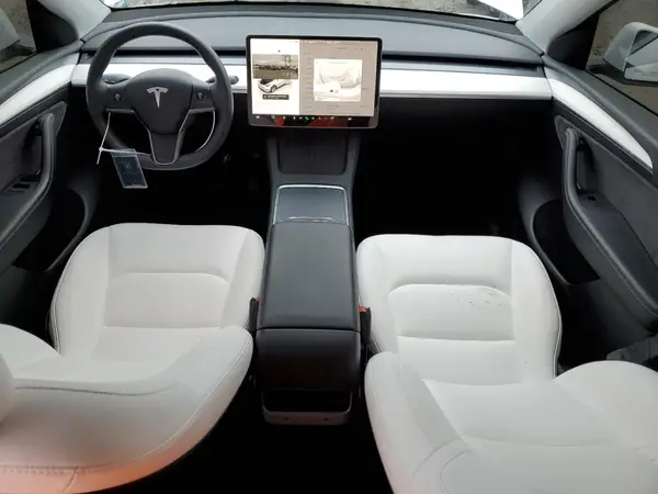7SAYGDEE4PF590857 2023 TESLA MODEL Y - Image 8