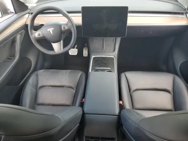 7SAYGDEE4PF594309 2023 TESLA MODEL Y - Image 8