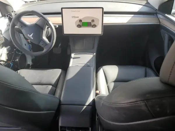 7SAYGDEE4PF610363 2023 TESLA MODEL Y - Image 8