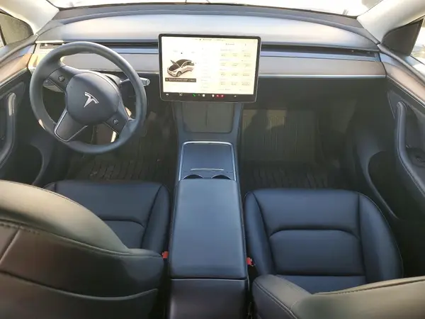 7SAYGDEE4PF618155 2023 TESLA MODEL Y - Image 8