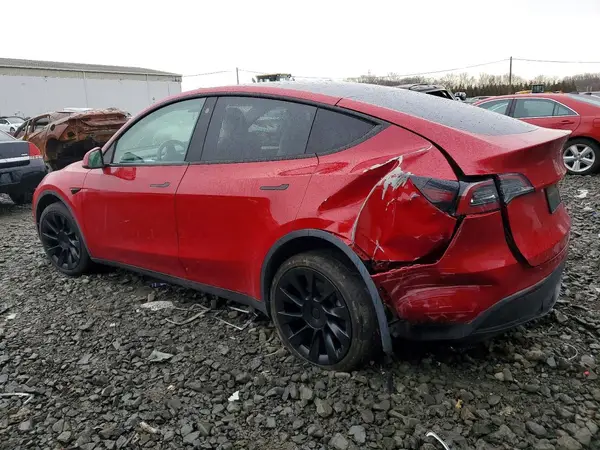 7SAYGDEE4PF619158 2023 TESLA MODEL Y - Image 2