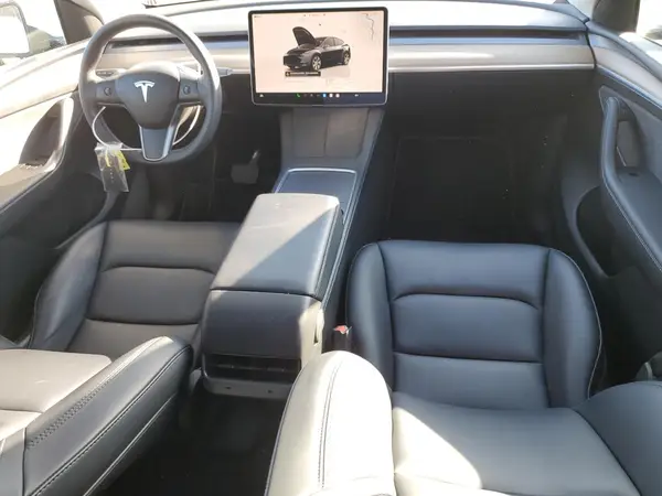 7SAYGDEE4PF620455 2023 TESLA MODEL Y - Image 8
