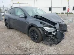 7SAYGDEE4PF627809 2023 TESLA MODEL Y