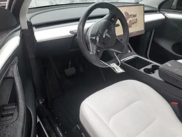 7SAYGDEE4PF631407 2023 TESLA MODEL Y - Image 8