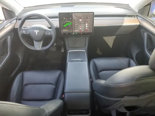 7SAYGDEE4PF663581 2023 TESLA MODEL Y - Image 8
