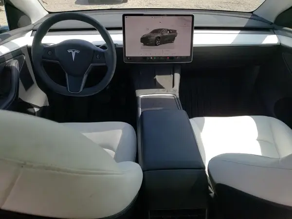 7SAYGDEE4PF690800 2023 TESLA MODEL Y - Image 8