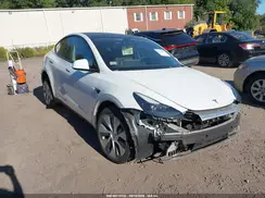 7SAYGDEE4PF706185 2023 TESLA MODEL Y