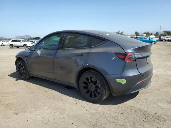 7SAYGDEE4PF708437 2023 TESLA MODEL Y - Image 2