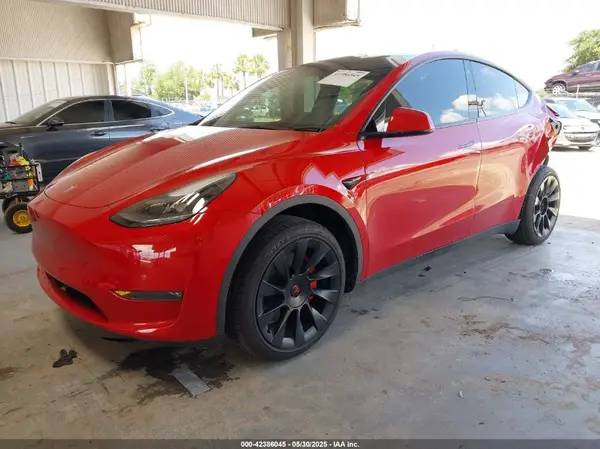 7SAYGDEE4PF750039 2023 TESLA MODEL Y - Image 2
