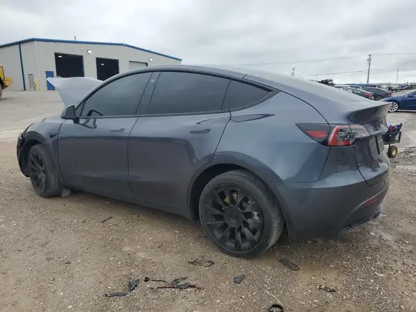7SAYGDEE4PF752292 2023 TESLA MODEL Y - Image 2
