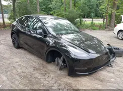 7SAYGDEE4PF755239 2023 TESLA MODEL Y