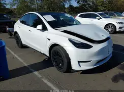 7SAYGDEE4PF760635 2023 TESLA MODEL Y