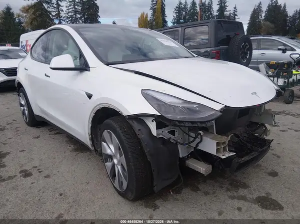 7SAYGDEE4PF775765 2023 TESLA MODEL Y - Image 1