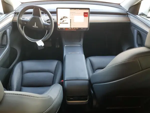 7SAYGDEE4PF791237 2023 TESLA MODEL Y - Image 8
