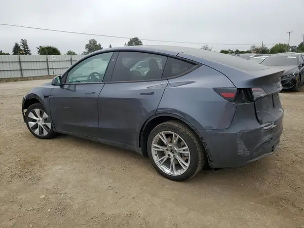 7SAYGDEE4PF793277 2023 TESLA MODEL Y - Image 2