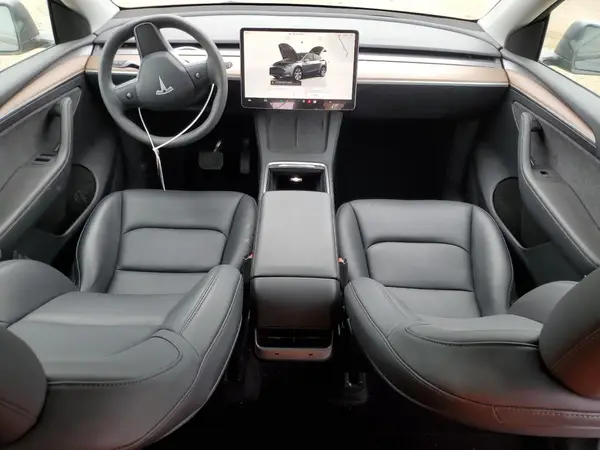 7SAYGDEE4PF793277 2023 TESLA MODEL Y - Image 8