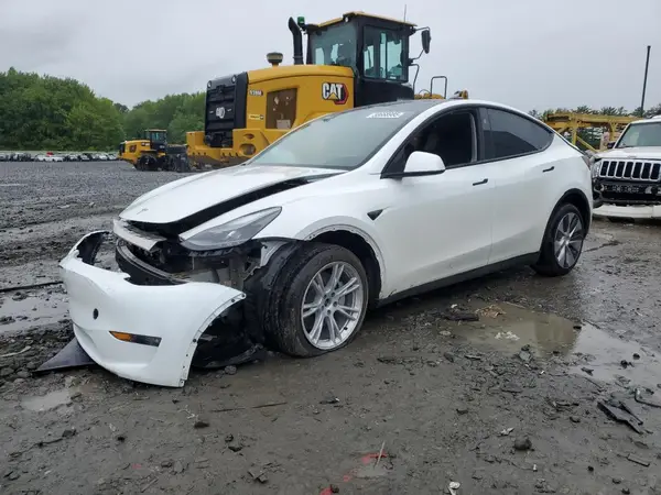 7SAYGDEE4PF797653 2023 TESLA MODEL Y - Image 1