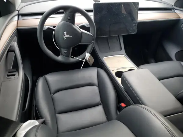 7SAYGDEE4PF799483 2023 TESLA MODEL Y - Image 8