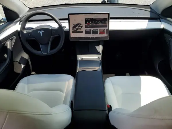 7SAYGDEE4PF800812 2023 TESLA MODEL Y - Image 8