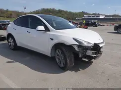 7SAYGDEE4PF803600 2023 TESLA MODEL Y