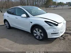 7SAYGDEE4PF808635 2023 TESLA MODEL Y