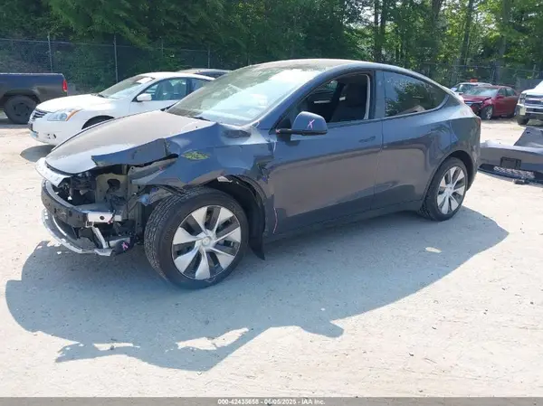 7SAYGDEE4PF823376 2023 TESLA MODEL Y - Image 2