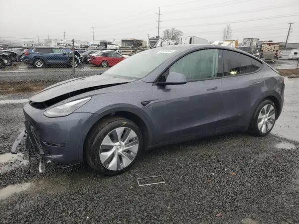 7SAYGDEE4PF835012 2023 TESLA MODEL Y - Image 1