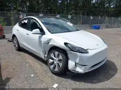 7SAYGDEE4PF836824 2023 TESLA MODEL Y