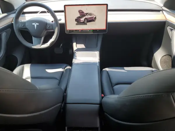 7SAYGDEE4PF852974 2023 TESLA MODEL Y - Image 8