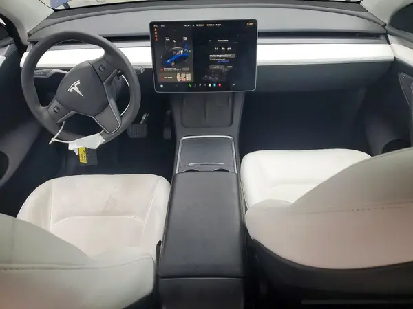 7SAYGDEE4PF855275 2023 TESLA MODEL Y - Image 8