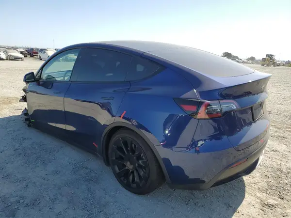 7SAYGDEE4PF871430 2023 TESLA MODEL Y - Image 2