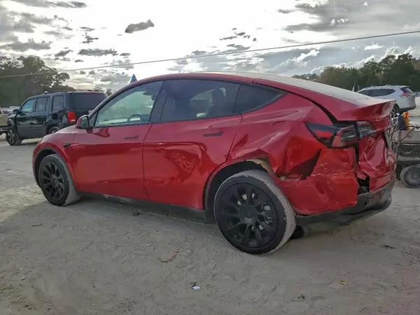 7SAYGDEE4PF872271 2023 TESLA MODEL Y - Image 2