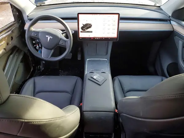 7SAYGDEE4PF879382 2023 TESLA MODEL Y - Image 8