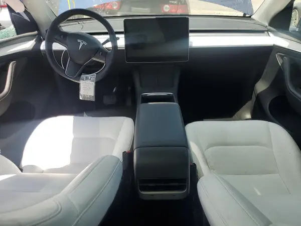 7SAYGDEE4PF881987 2023 TESLA MODEL Y - Image 8