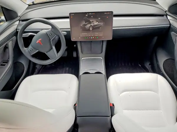 7SAYGDEE4PF886350 2023 TESLA MODEL Y - Image 8