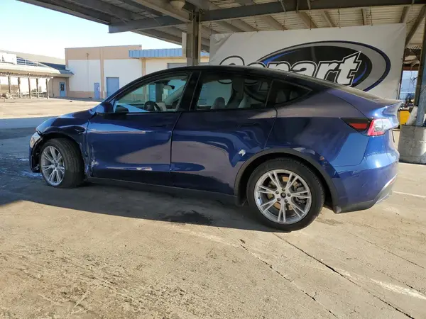 7SAYGDEE4PF887580 2023 TESLA MODEL Y - Image 2