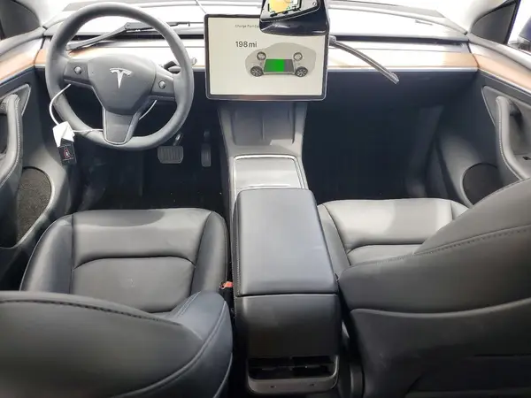 7SAYGDEE4PF899437 2023 TESLA MODEL Y - Image 8