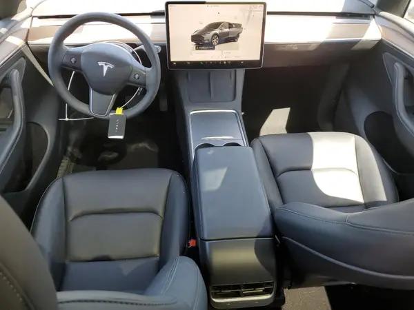 7SAYGDEE4PF900473 2023 TESLA MODEL Y - Image 8