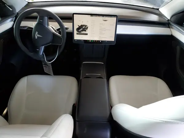 7SAYGDEE4PF900781 2023 TESLA MODEL Y - Image 8