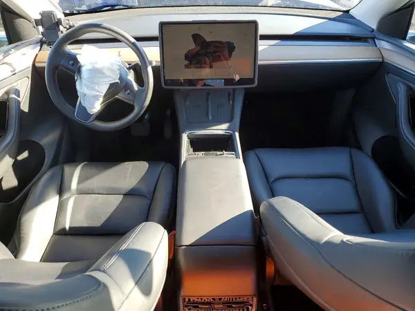 7SAYGDEE4PF900859 2023 TESLA MODEL Y - Image 8