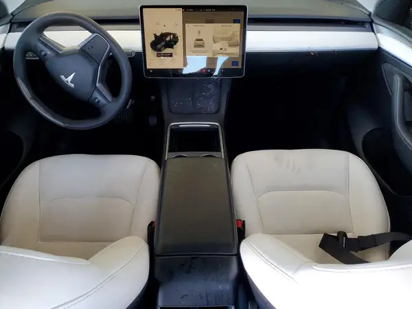 7SAYGDEE4PF925325 2023 TESLA MODEL Y - Image 8