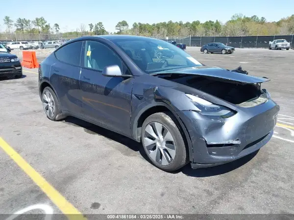7SAYGDEE4PF938513 2023 TESLA MODEL Y - Image 1