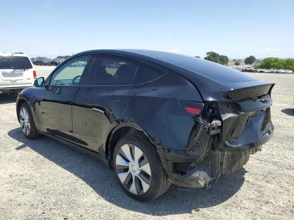 7SAYGDEE4PF960513 2023 TESLA MODEL Y - Image 2