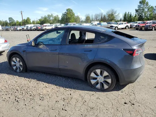7SAYGDEE4PF963699 2023 TESLA MODEL Y - Image 2